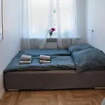 Przestronne Czteropokojowe Mieszkanie W Skandynawskim Stylu